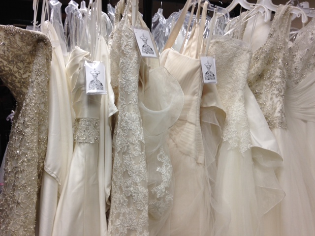 Why attend a bridal trunk show
